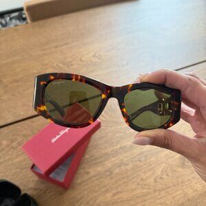 BRAND NEW Ferragamo Brown Tortoise Women's Sunglasses Never Worn with Box